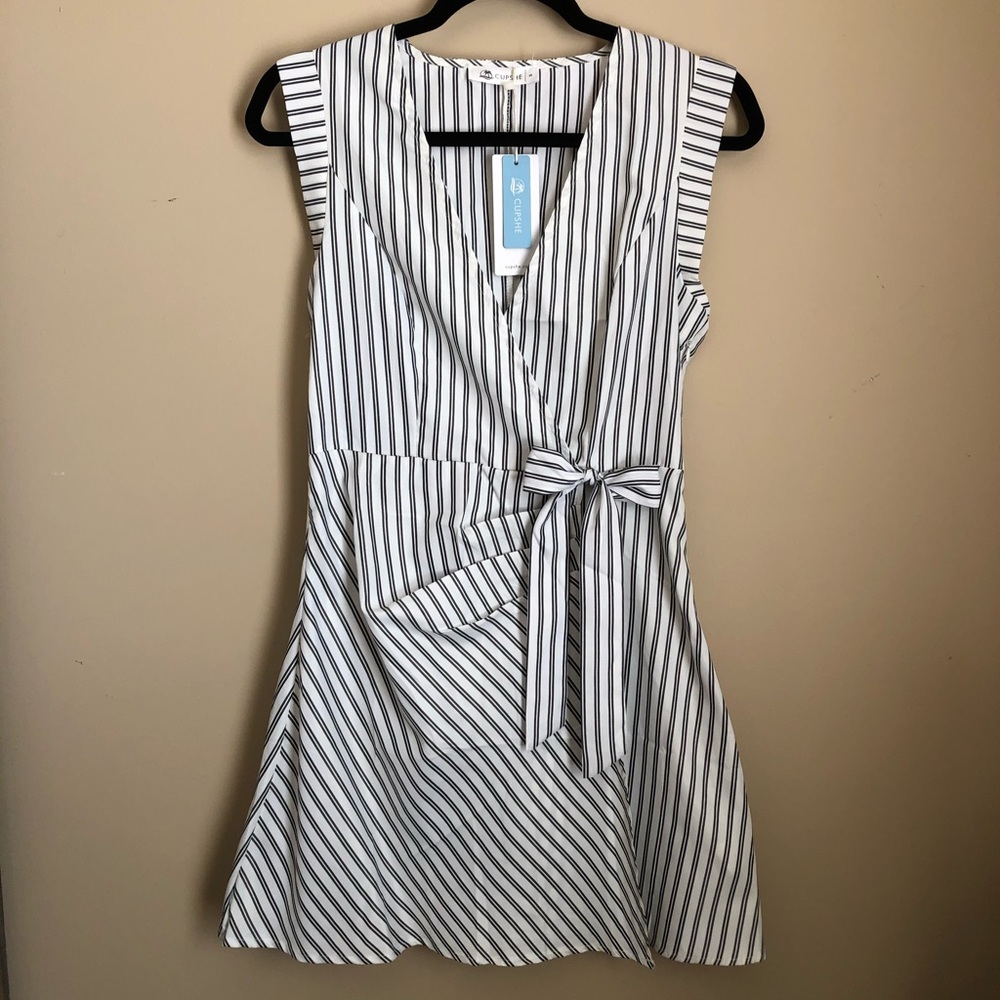 Striped Sleeveless Mini Dress. Cupshe small